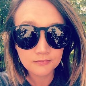 Meet your Posher, Vicky